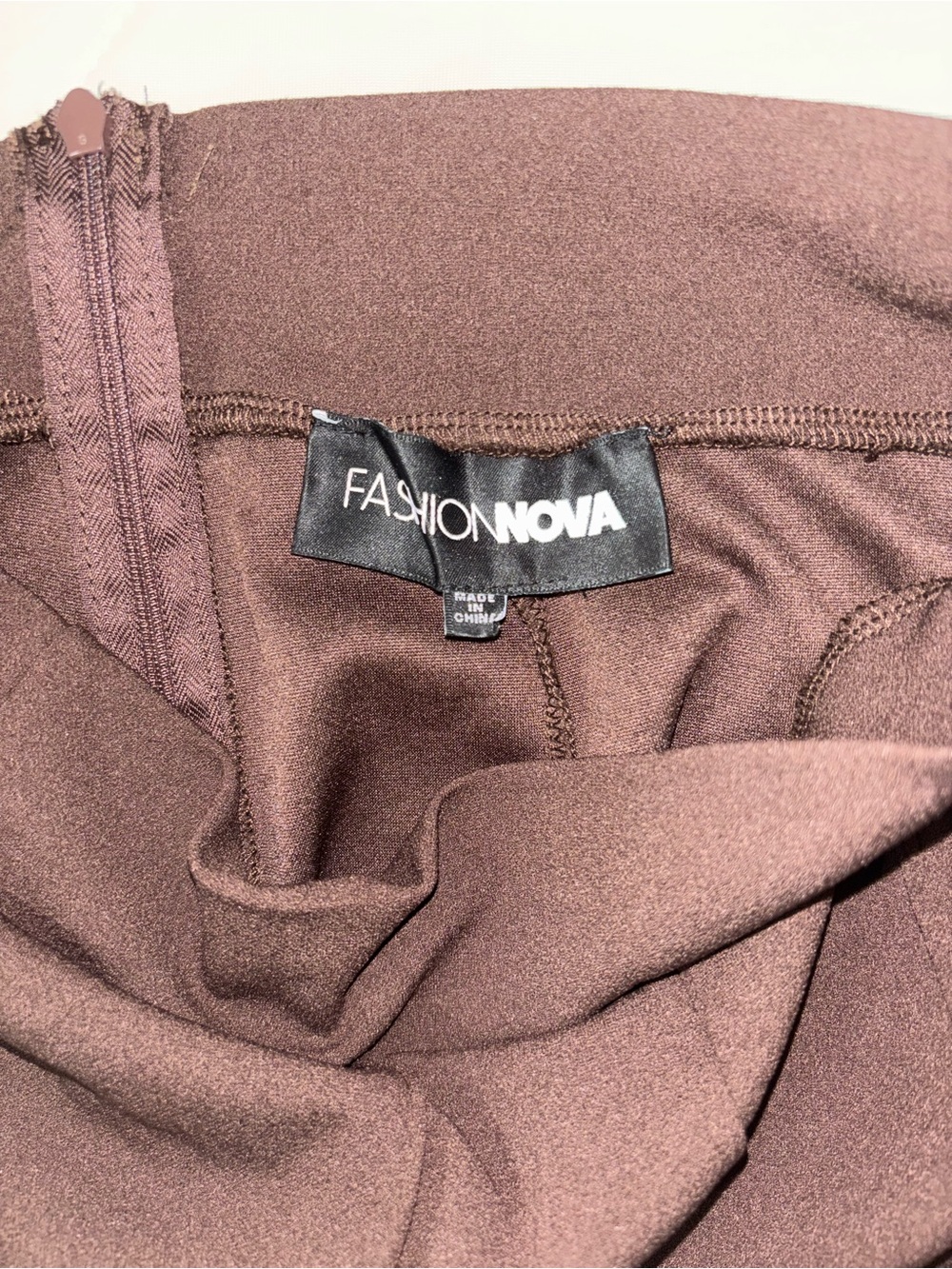 Fashion Nova Wide-Leg High-Waist Pants in Dark Brown - Picture 3 of 3